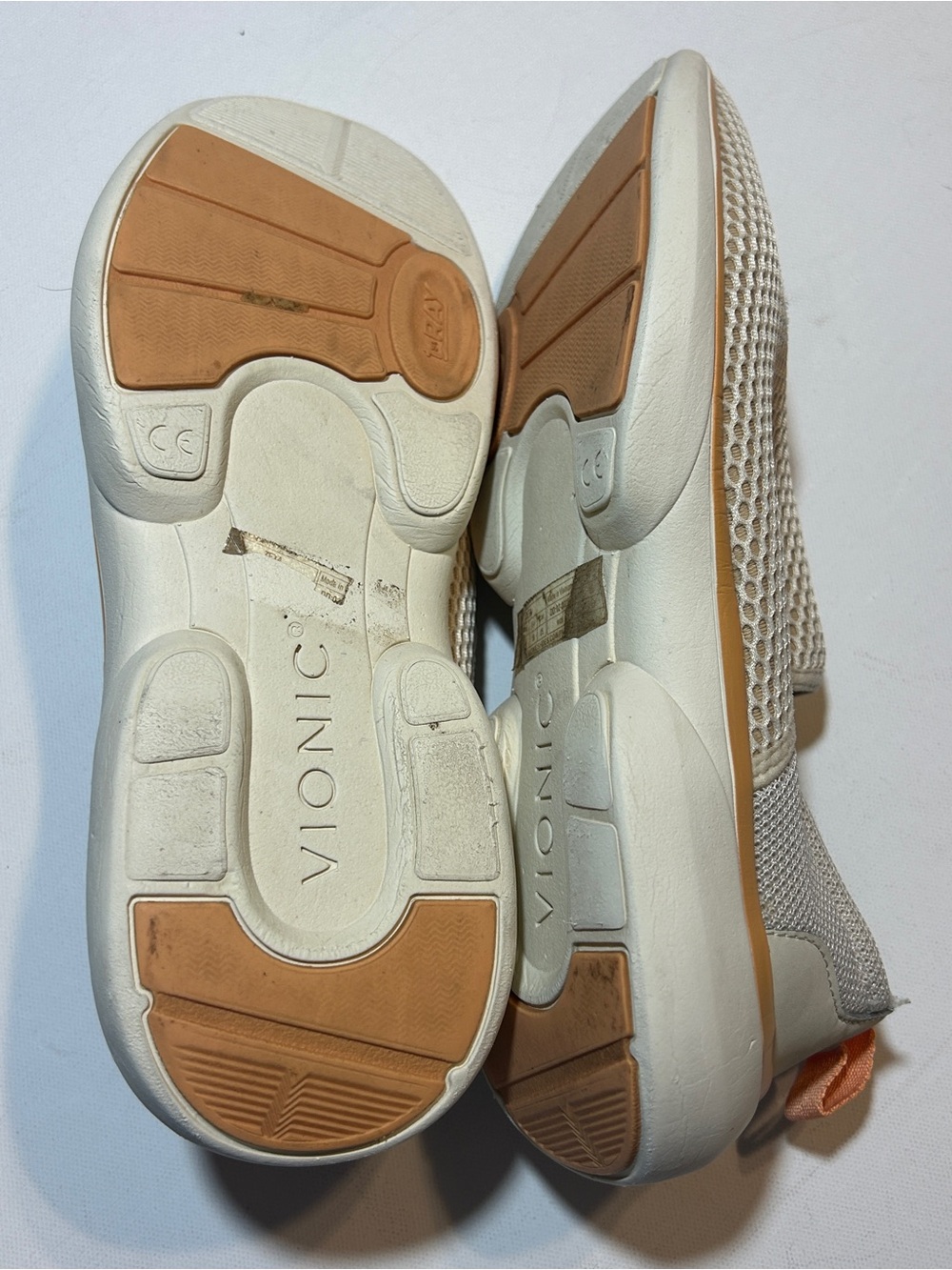 Vionic Zeta Slip On Mesh Walking Shoes Beige Orange Women’s Size 8 Wide - Picture 6 of 7